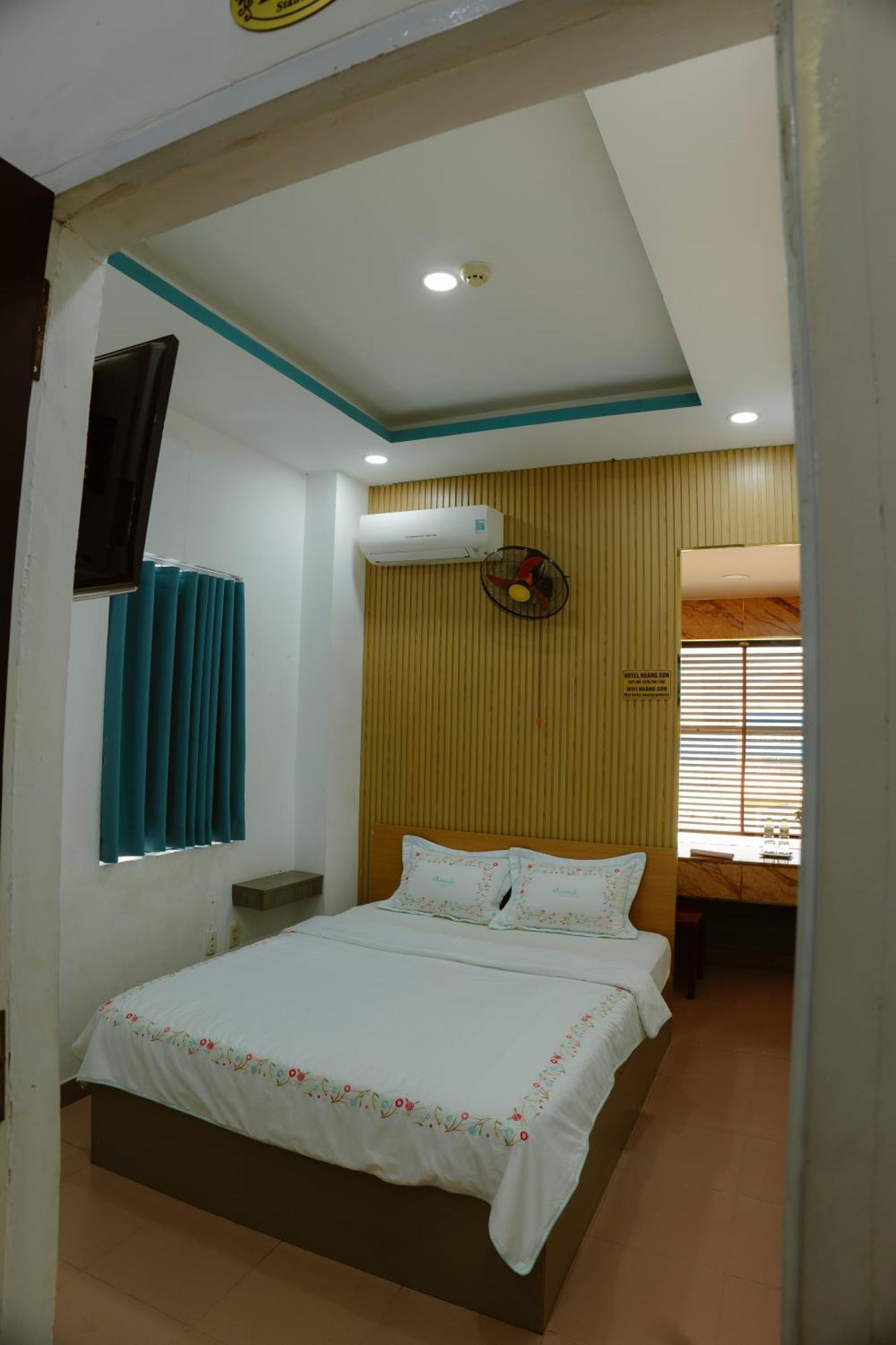 Hoang Son Hotel Ho Chi Minh City Exterior photo