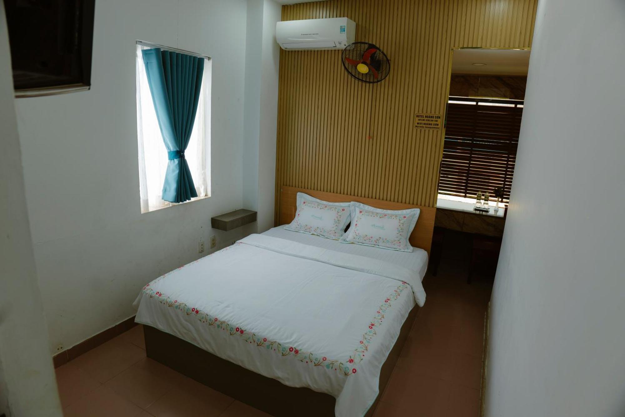 Hoang Son Hotel Ho Chi Minh City Exterior photo