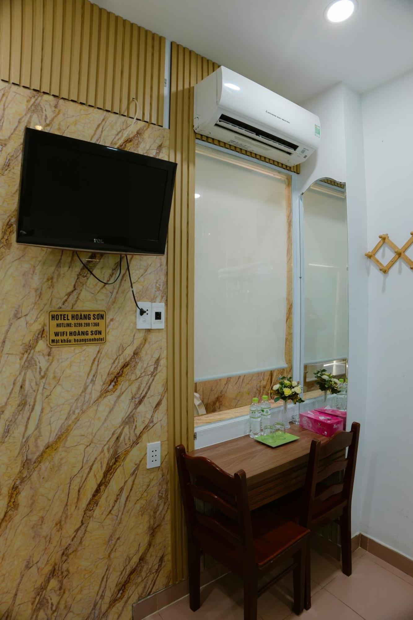 Hoang Son Hotel Ho Chi Minh City Exterior photo
