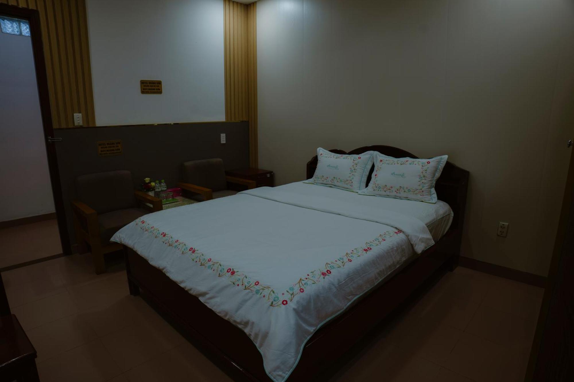 Hoang Son Hotel Ho Chi Minh City Exterior photo