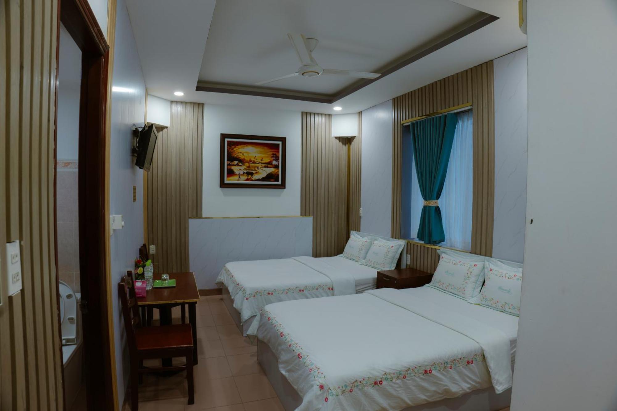 Hoang Son Hotel Ho Chi Minh City Exterior photo